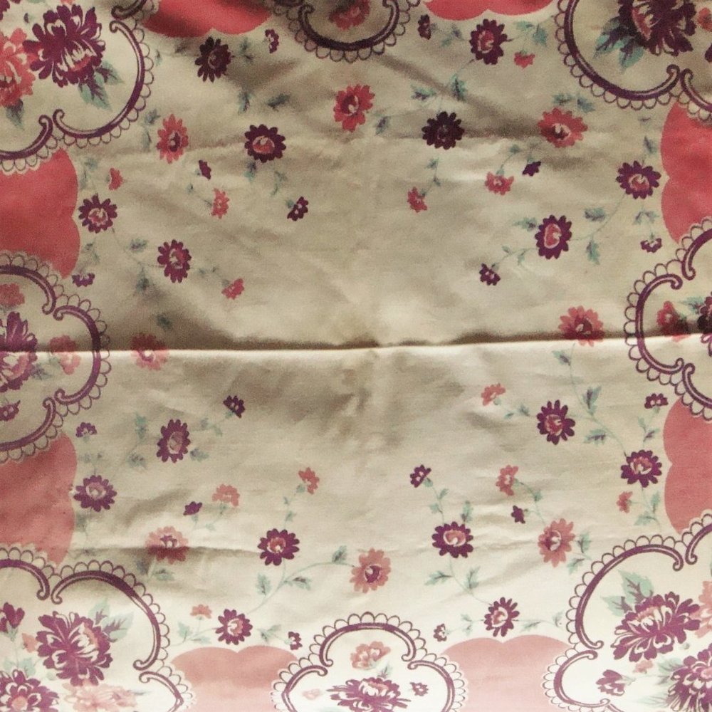 Vintage Floral Tablecloth Cottage Core Granny Grandma - Picture 2 of 16